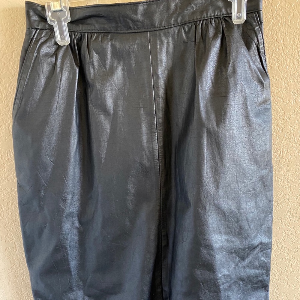 Leather skirt